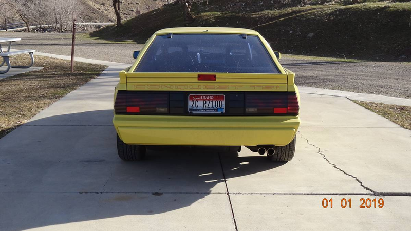 Illustration for article titled At $11,500, Is This 1989 Chrysler Conquest TSi A Car You Could See Yourself Occupying?
